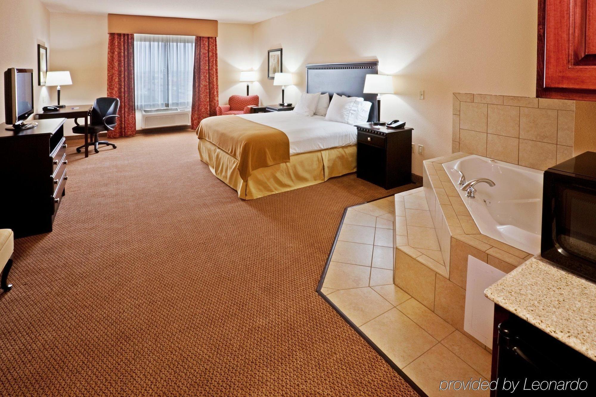 Holiday Inn Express Hotel And Suites Altus By Ihg Pokoj fotografie